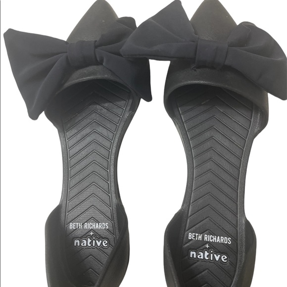 Beth Richards + Native black flats size 8